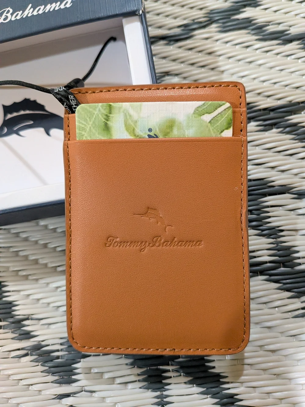Wallet | Tommy Bahama Men's Wallet Leather Tan w/ Solid Logo_NWT